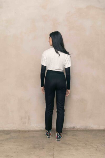 Alternative view of Calça Giu Preta