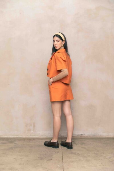 Alternative view of Short Saia Camila Gold Flame