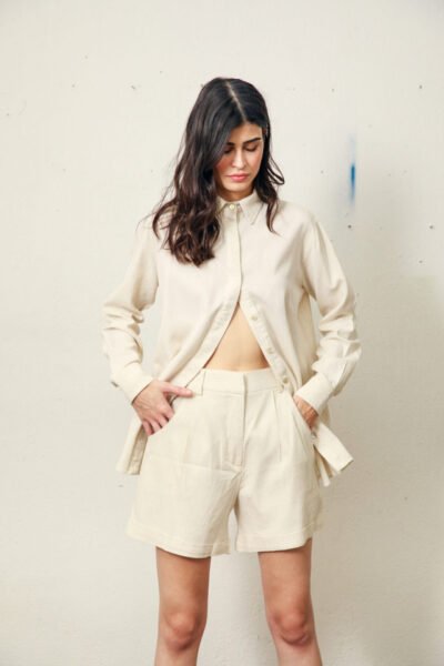 Alternative view of Shorts Bia Natural