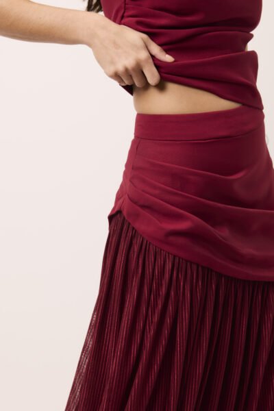 Alternative view of Saia Longa Assimétrica Alfaiataria Vinho