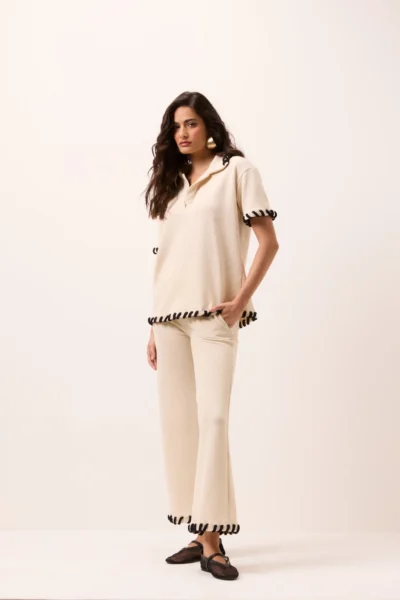 Calça Pantacourt Tricot Areia