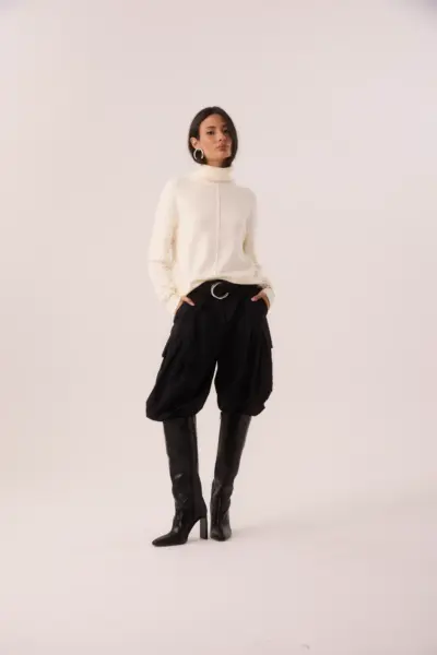 Blusa Gola Alta Tricot Off White