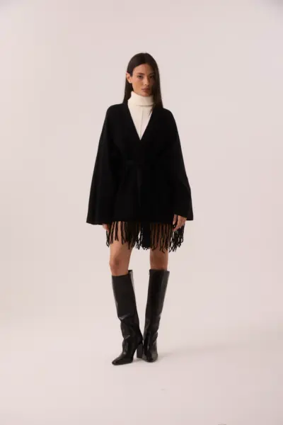 Capa com franja Tricot Preto