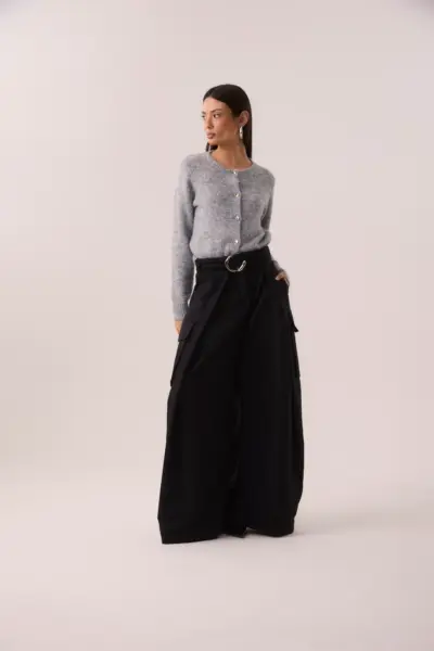 Calça Maxi Pantalona Sarja Preto